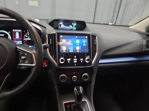 Used 2022 Subaru Crosstrek Hybrid image 14