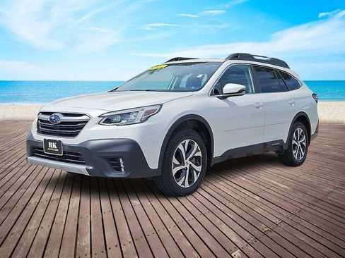 Used 2021 Subaru Outback Limited XT AWD/4WD image 3