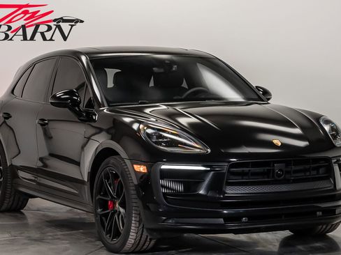 Used 2023 Porsche Macan GTS w/ GTS Sport Package image 7