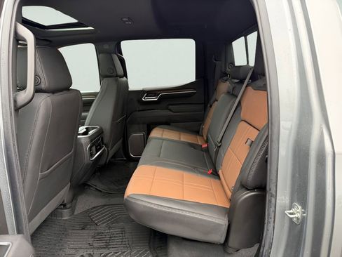 Used 2026 Chevrolet Silverado 1500 High Country w/ Technology Package image 36