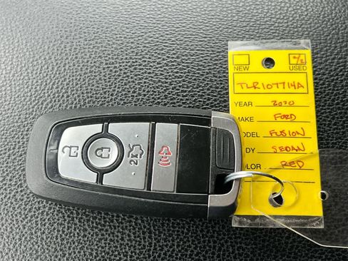 Used 2020 Ford Fusion SE image 35