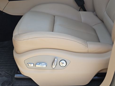 Certified 2026 Porsche Macan S AWD/4WD image 23