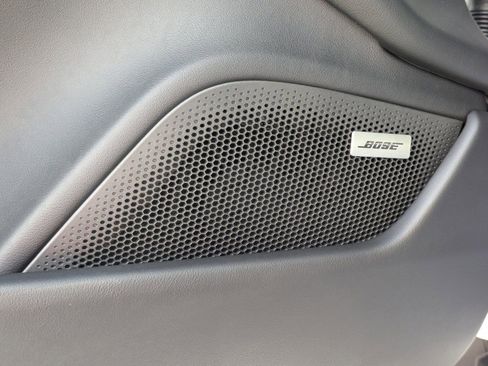 New 2025 Porsche Taycan 4S AWD/4WD image 25