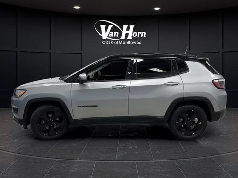 Used 2021 Jeep Compass Altitude image 10