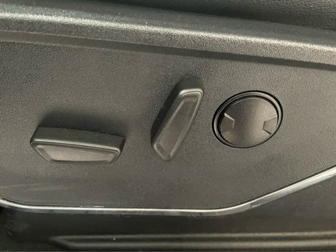 Certified 2023 Ford F250 Lariat w/ Lariat Ultimate Package AWD/4WD image 19