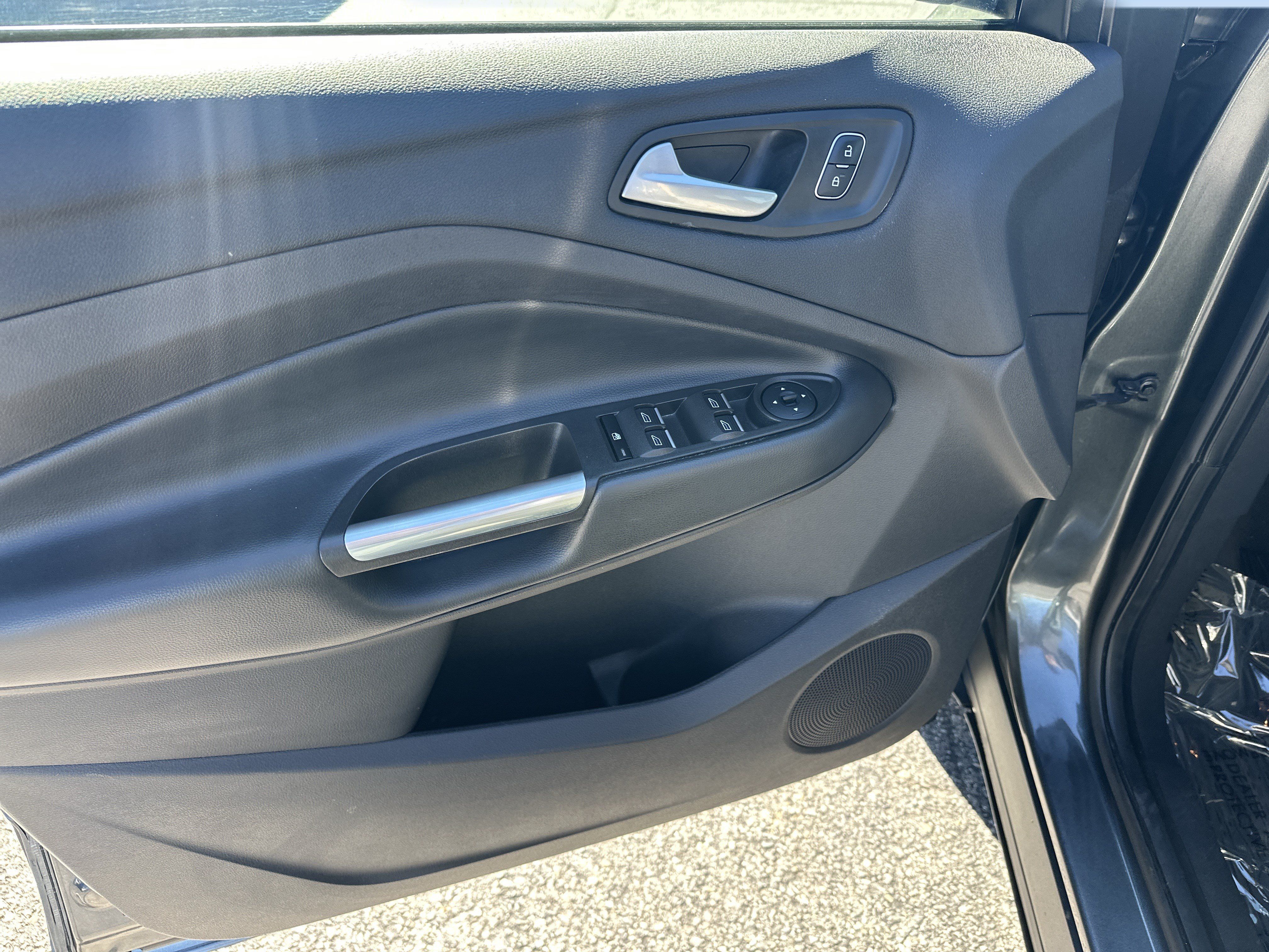Used 2019 Ford Escape SE AWD/4WD image 8