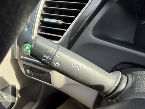 Used 2013 Honda Civic HF image 26