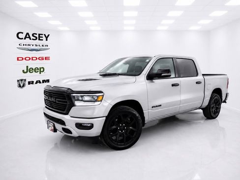 Used 2023 RAM 1500 Laramie AWD/4WD image 1