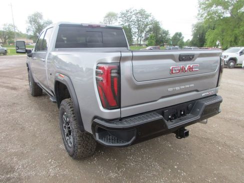 New 2026 GMC Sierra 2500 AT4X AWD/4WD image 9