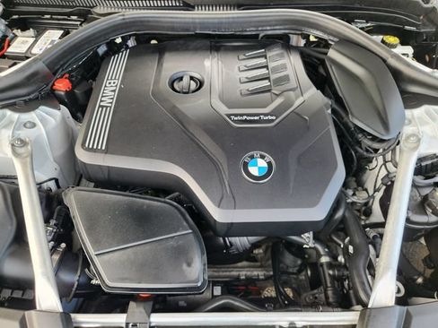 Used 2022 BMW 530i xDrive AWD/4WD image 29