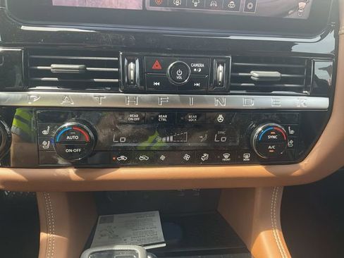 New 2026 Nissan Pathfinder Platinum w/ Cargo Package AWD/4WD image 16