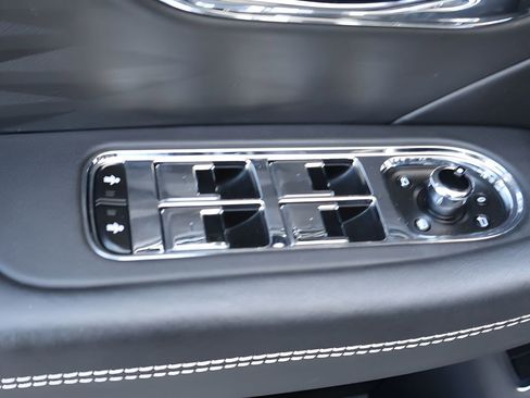 Certified 2020 Bentley Flying Spur W12 AWD/4WD image 13
