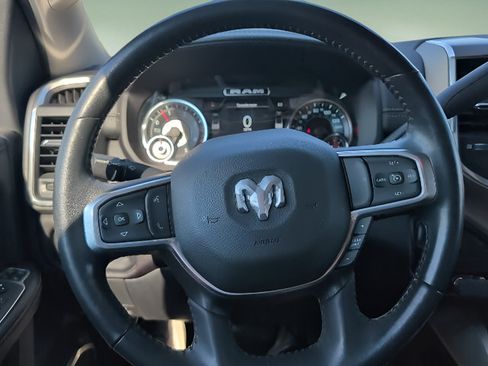Used 2023 RAM 2500 Laramie AWD/4WD image 12