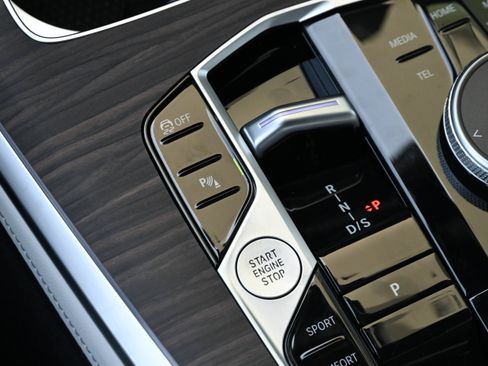 New 2026 BMW X7 xDrive40i AWD/4WD image 19