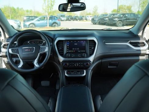 Used 2023 GMC Acadia SLT FWD image 26