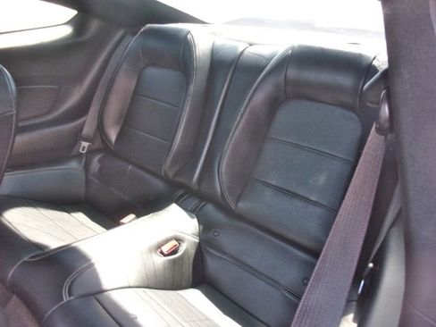 Used 2015 Ford Mustang GT Premium w/ Equipment Group 401A RWD image 23