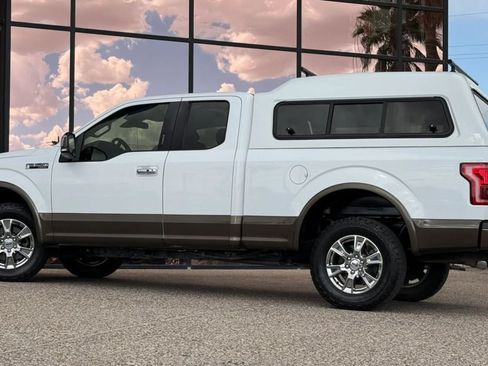 Used 2017 Ford F150 Lariat w/ Equipment Group 502A Luxury AWD/4WD image 6