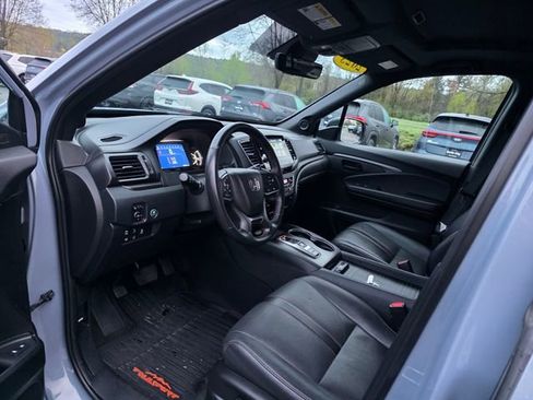 Used 2023 Honda Passport TrailSport image 15