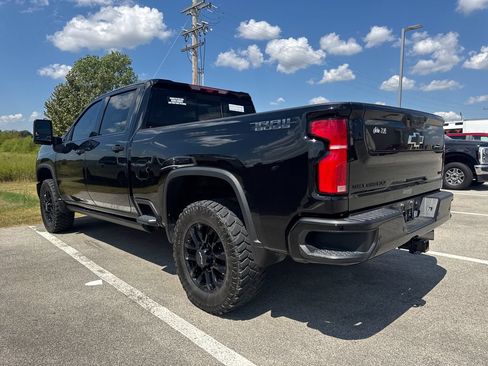 Used 2025 Chevrolet Silverado 2500 LTZ w/ LTZ Plus Package AWD/4WD image 9