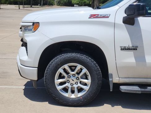 Used 2022 Chevrolet Silverado 1500 RST AWD/4WD image 8