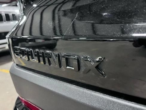 Used 2025 Chevrolet Equinox RS FWD image 33