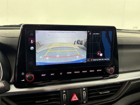 Used 2024 Kia Forte GT-Line image 20