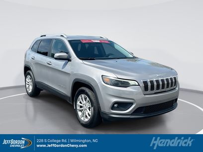 Used 2019 Jeep Cherokee Latitude w/ Cold Weather Group