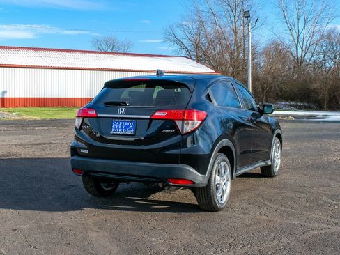 Used 2019 Honda HR-V LX image 4