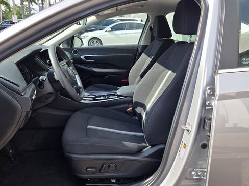 Used 2023 Hyundai Sonata SEL FWD image 11