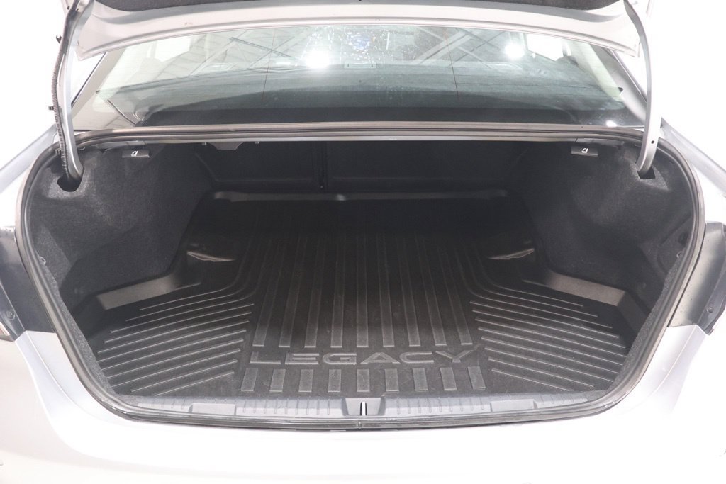 Used 2022 Subaru Legacy Limited AWD/4WD image 32