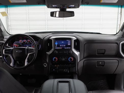 Used 2020 Chevrolet Silverado 1500 RST w/ Texas Edition AWD/4WD image 30