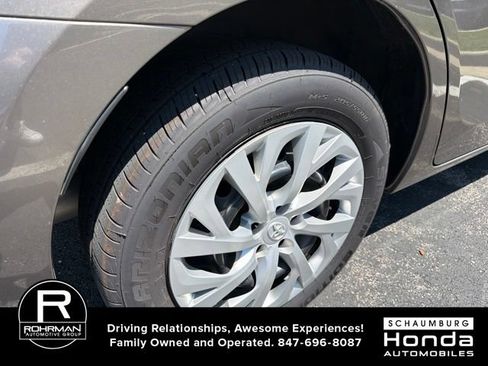 Used 2019 Toyota Corolla LE FWD image 10