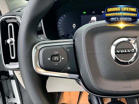 New 2026 Volvo XC40 B5 Plus w/ Protection Package Premier AWD/4WD image 22