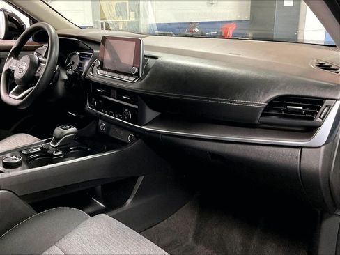 Certified 2023 Nissan Rogue SV AWD/4WD image 13