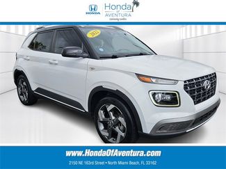Used 2022 Hyundai Venue Limited video 1