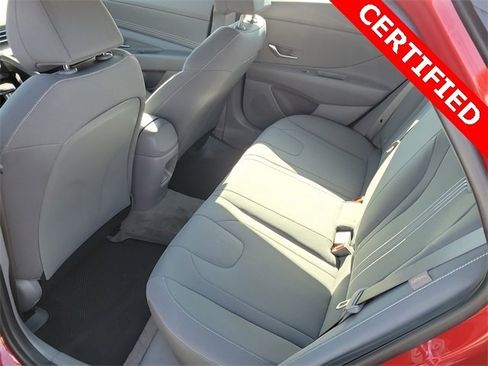 Certified 2025 Hyundai Elantra Sport image 18