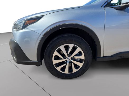 Used 2022 Subaru Outback Premium image 30