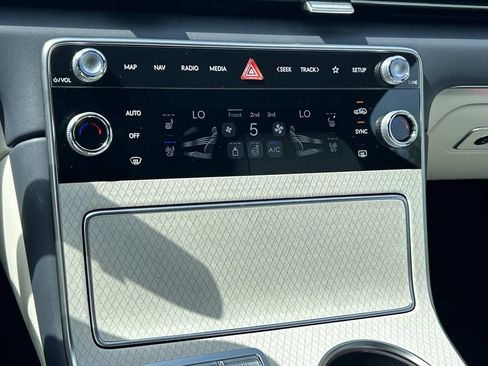 New 2027 Genesis GV80 3.5T Prestige AWD/4WD image 36