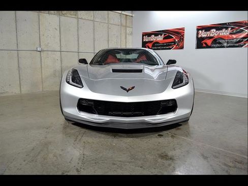 Used 2019 Chevrolet Corvette Grand Sport w/ Grand Sport Heritage Package RWD image 3