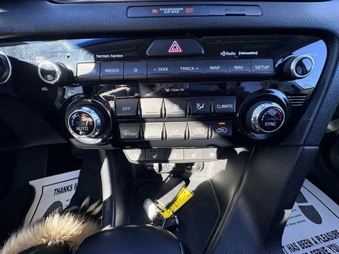 Used 2022 Kia Sportage EX w/ EX Technology Package FWD image 18