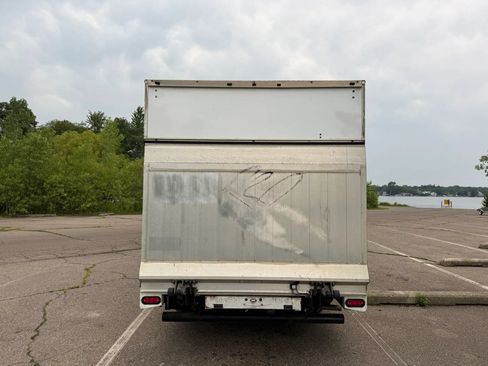Used 2019 Ford Transit 350 156 DRW RWD image 6