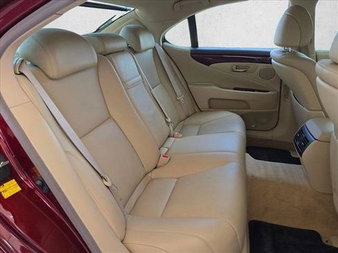 Used 2008 Lexus LS 460 RWD image 21