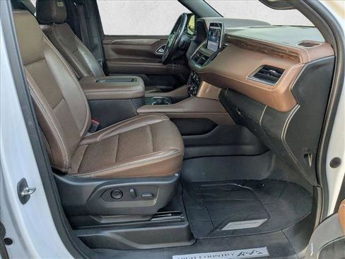 Used 2021 Chevrolet Suburban High Country w/ Premium Package image 19
