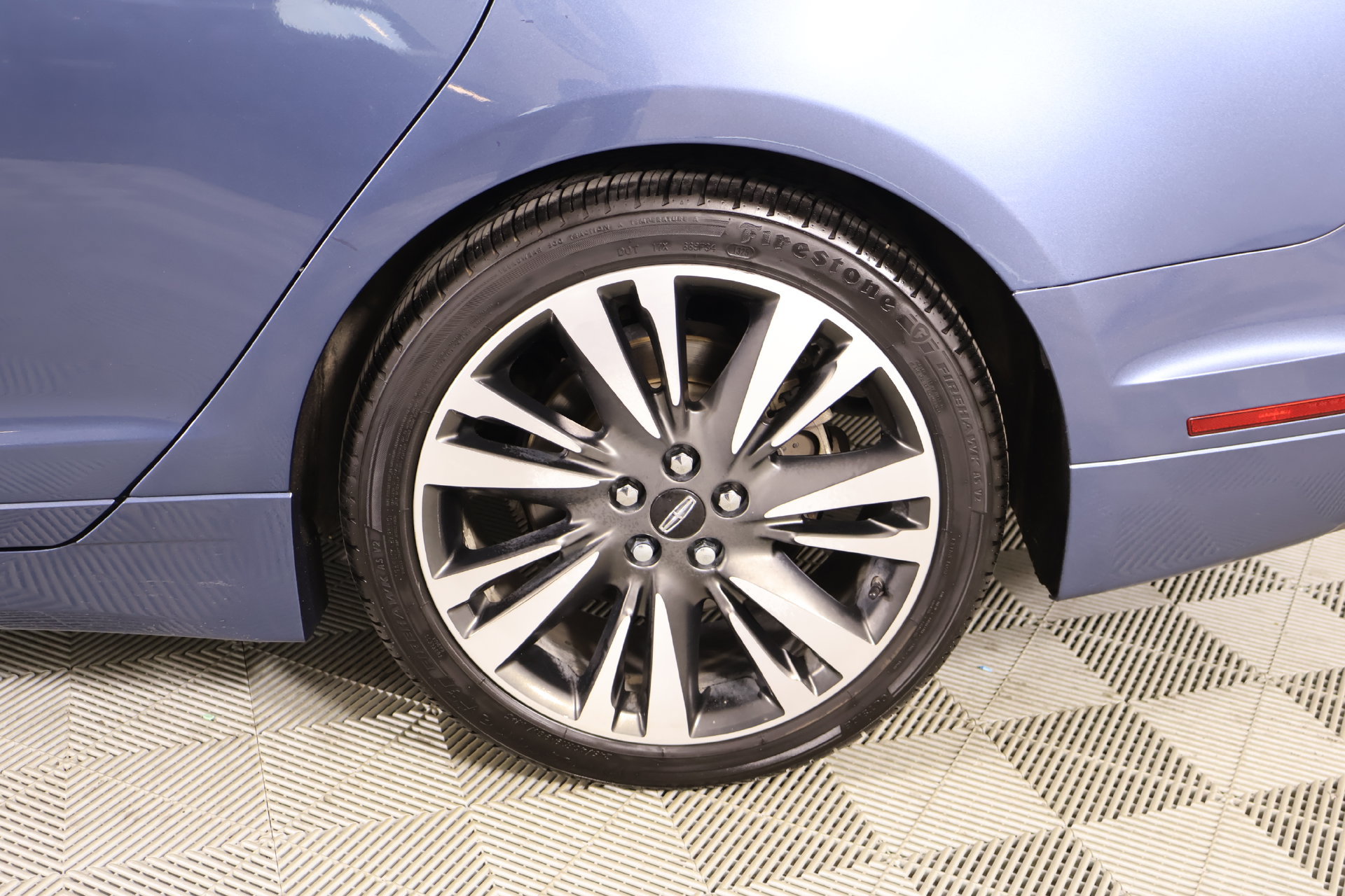 Used 2018 Lincoln MKZ Reserve w/ Luxury Package FWD image 19