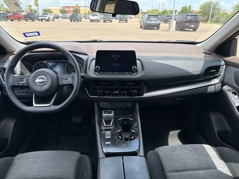 Certified 2023 Nissan Rogue SV FWD image 13