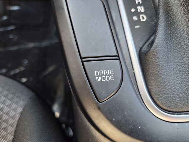 Used 2025 Kia Soul LX w/ LX Technology Package FWD image 28