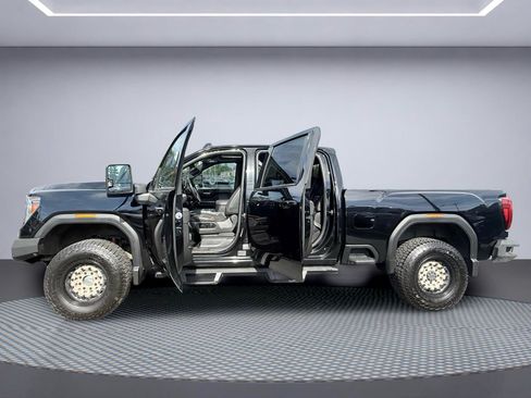Used 2020 GMC Sierra 3500 AT4 w/ AT4 Premium Package AWD/4WD image 11