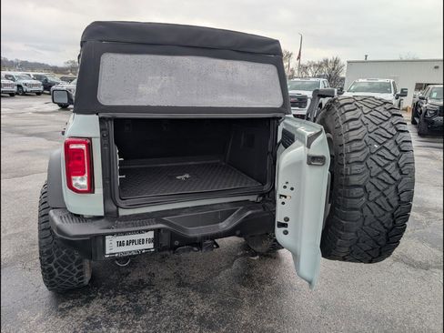 Used 2021 Ford Bronco Black Diamond image 22