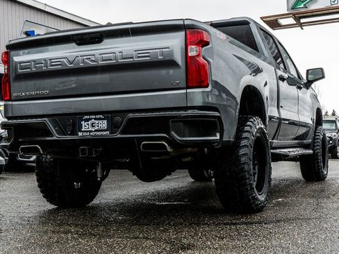 Used 2019 Chevrolet Silverado 1500 LT Trail Boss image 3