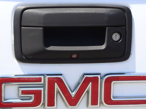 Used 2015 GMC Sierra 2500 Denali w/ Duramax Plus Package AWD/4WD image 48